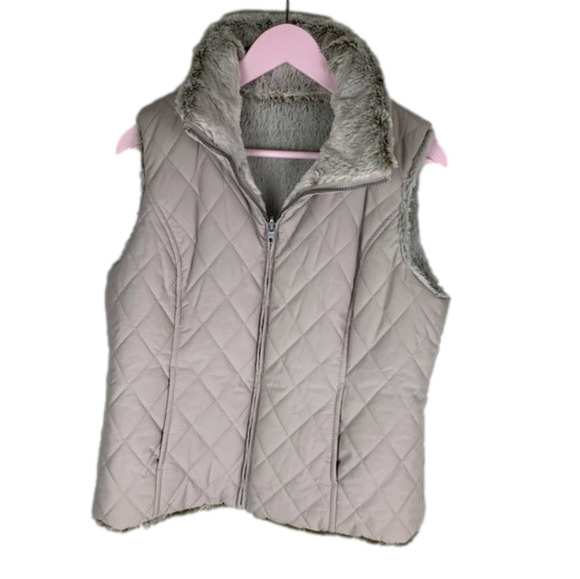 Weatherproof Reversible Puffer Vest Medium - Picture 1 of 5